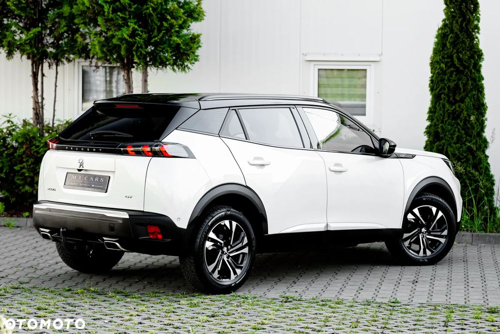 Peugeot 2008 1.2 PureTech GT S&S - 12