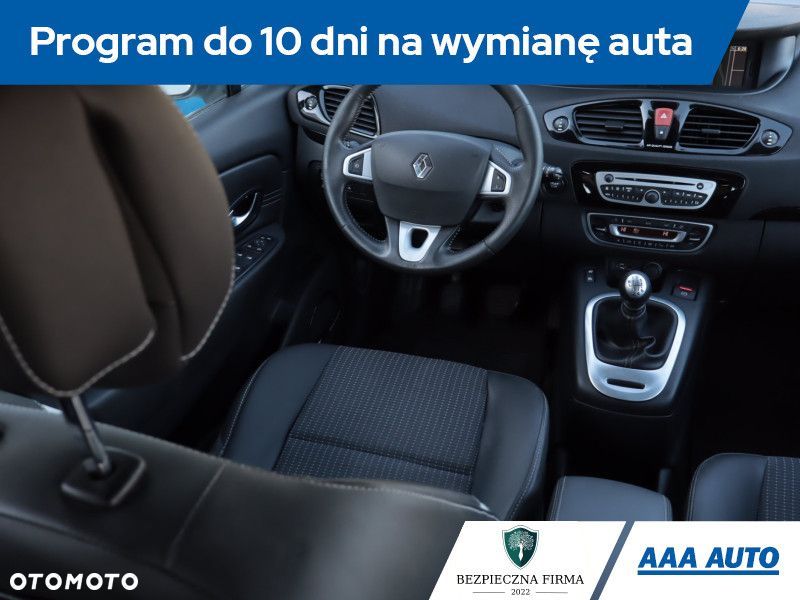 Renault Scenic - 9