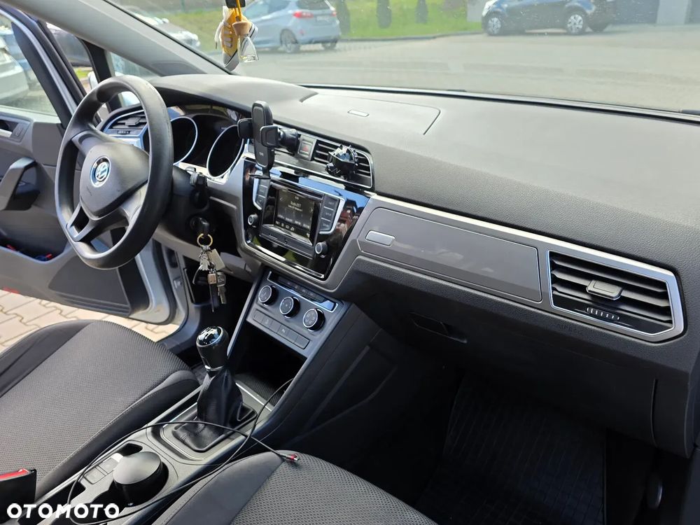Volkswagen Touran 1.6 TDI SCR (BlueMotion Technology) Comfortline - 5