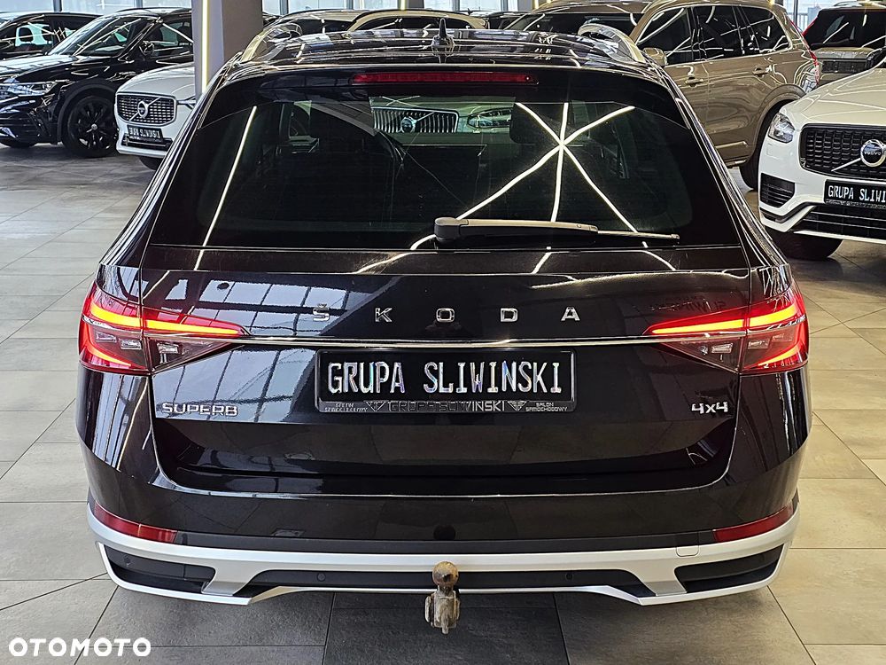 Skoda Superb 2.0 TDI 4x4 DSG Scout - 7