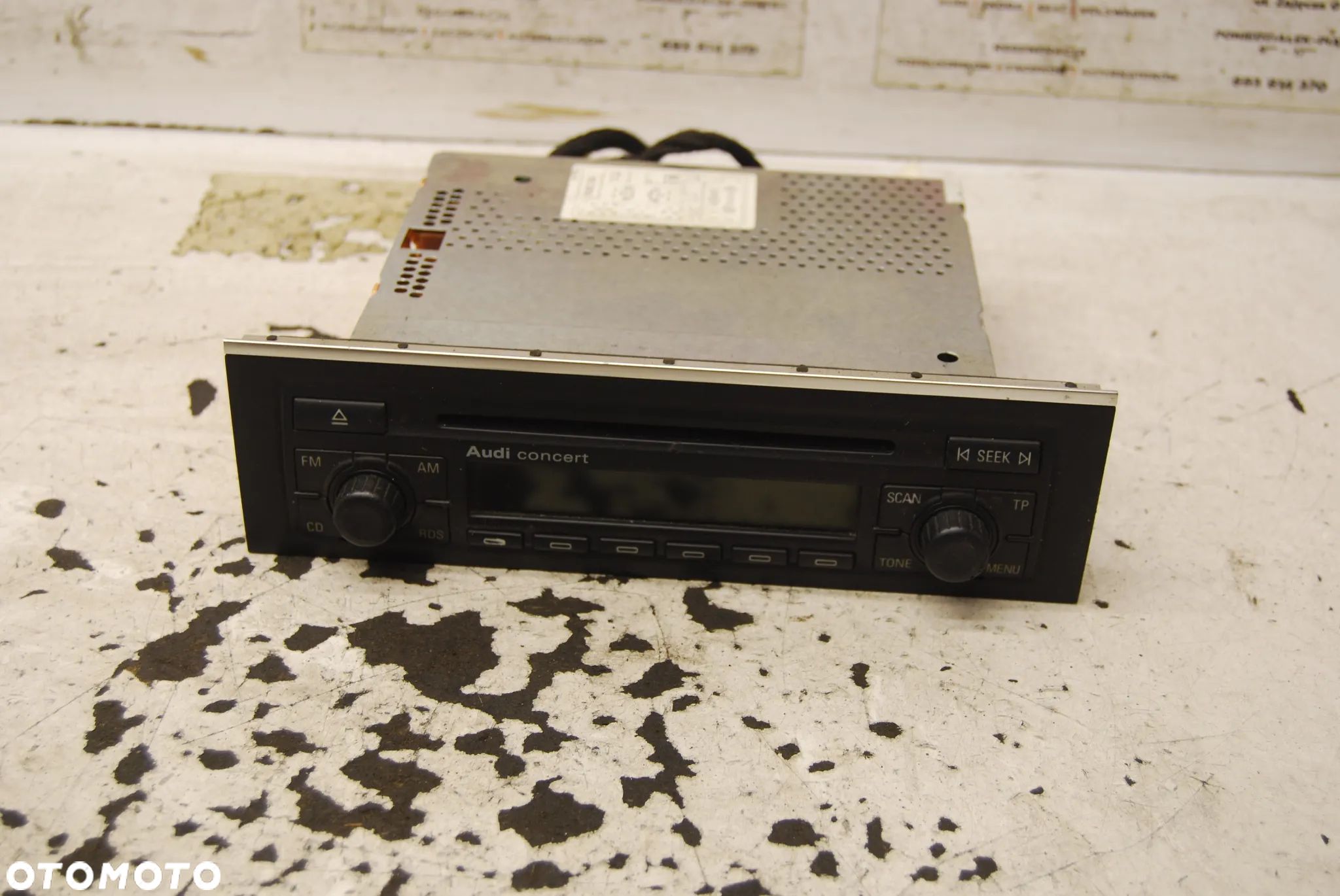 RADIO AUDI CONCERT CD 8E0035186D AUDI A4 B7 B6 8E0035186 - 1