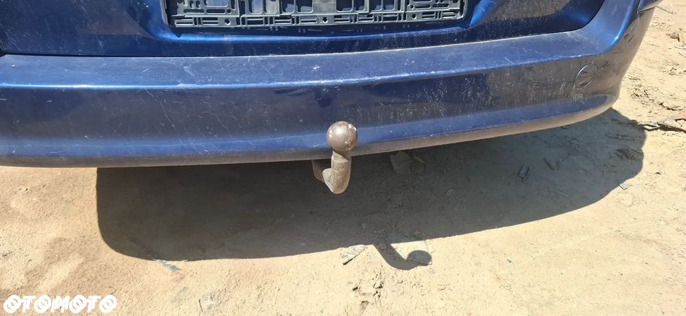 hak Opel Astra H kombi - 2