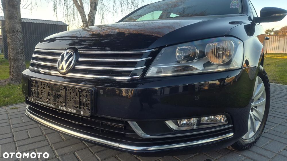 Volkswagen Passat - 27