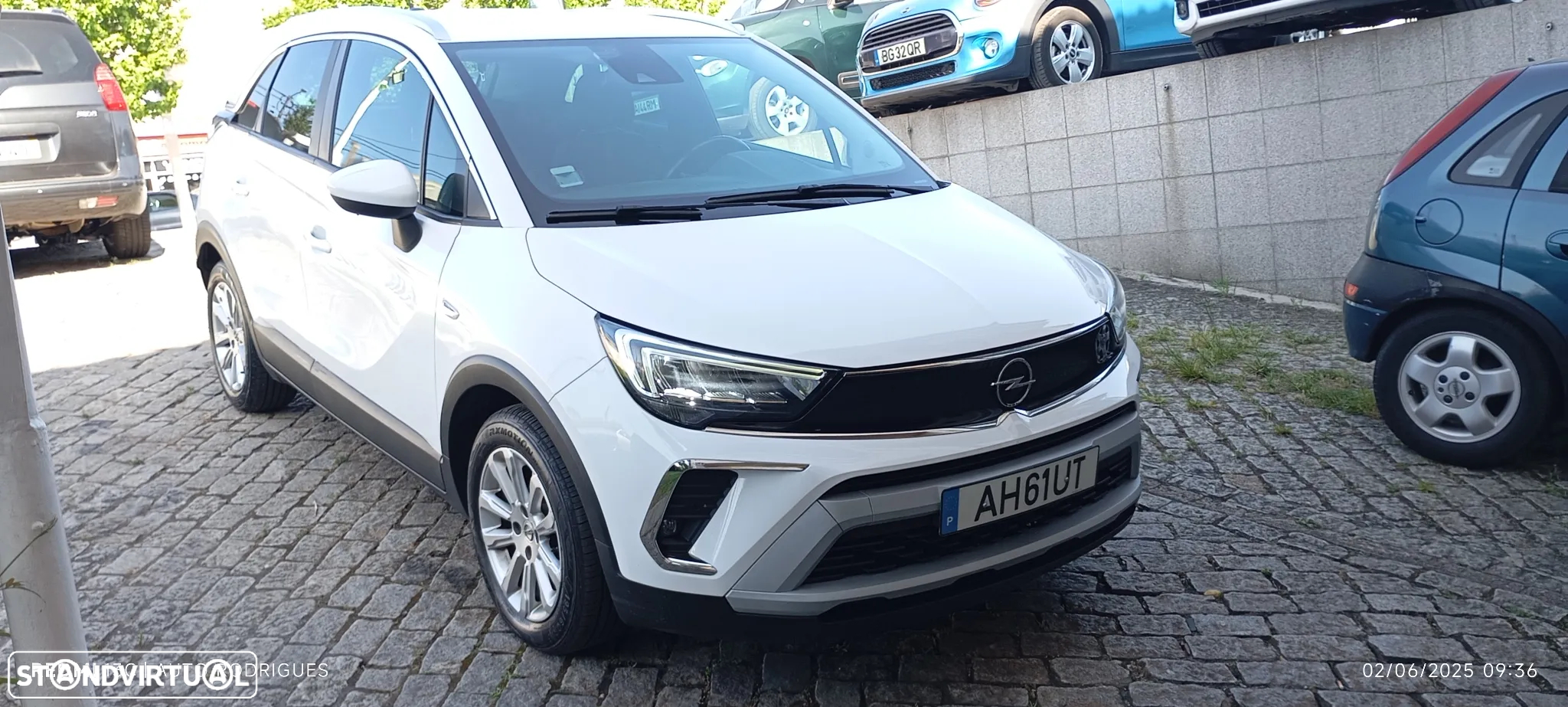 Opel Crossland X 1.2 Business Edition - 2