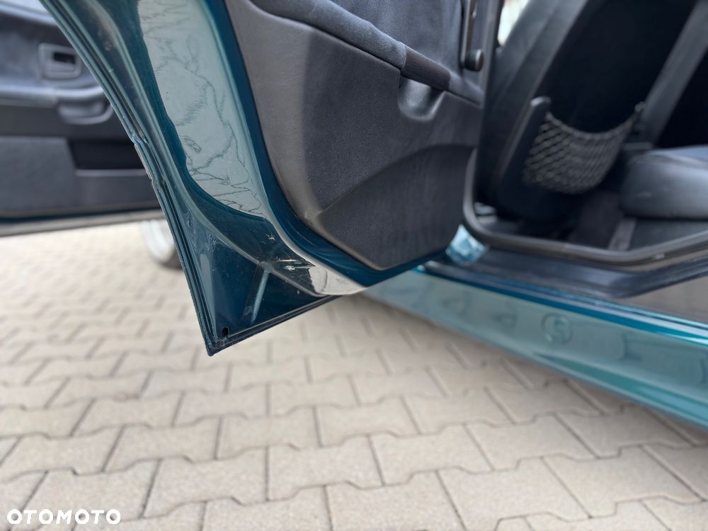 BMW Seria 3 - 16