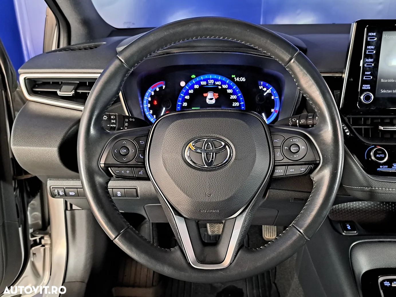 Toyota Corolla - 11