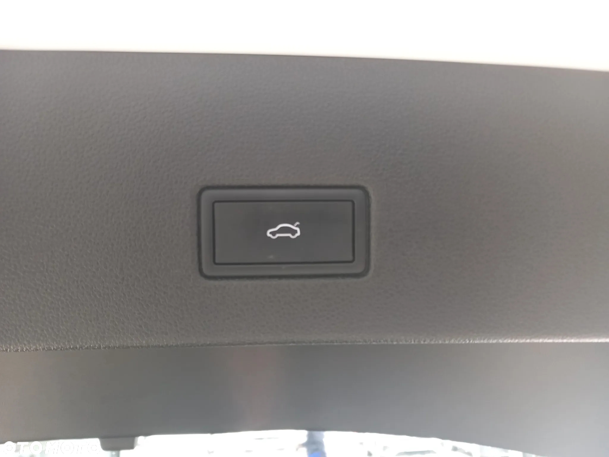 Volkswagen T-Roc 1.5 TSI Style DSG - 23