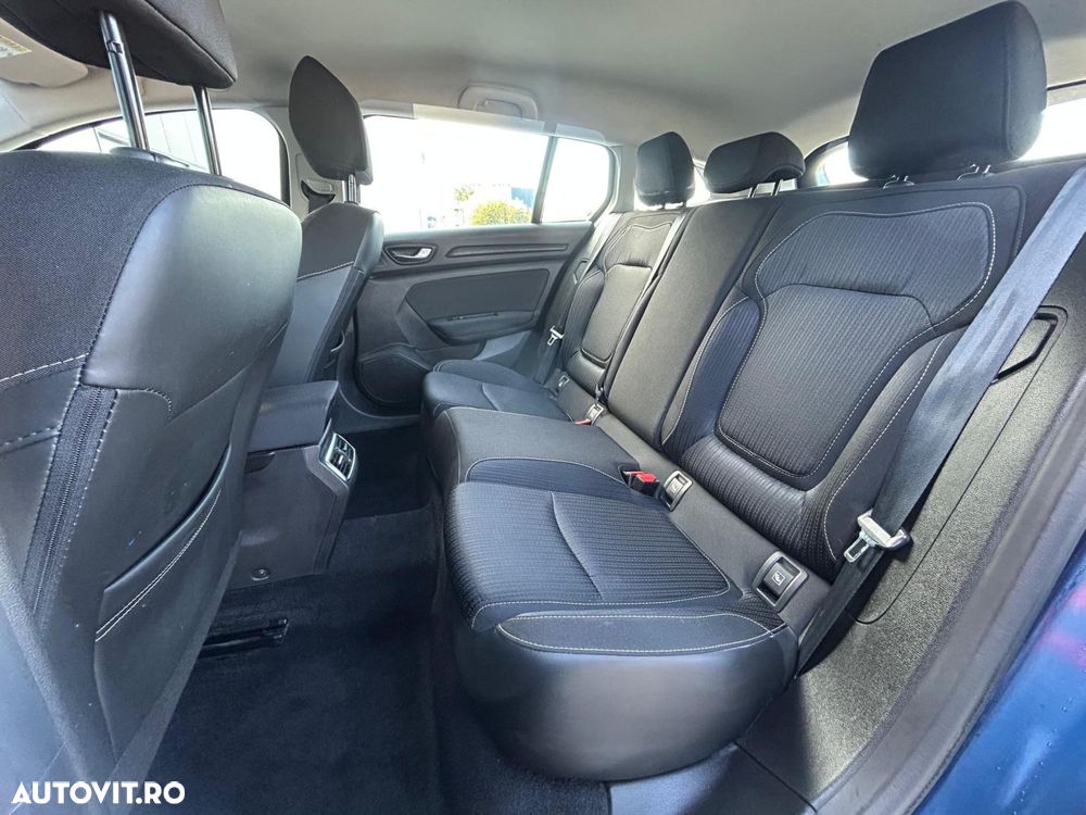 Renault Megane BLUE dCi 115 EDC BUSINESS EDITION - 16