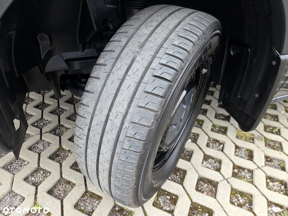 Mercedes-Benz Sprinter - 39