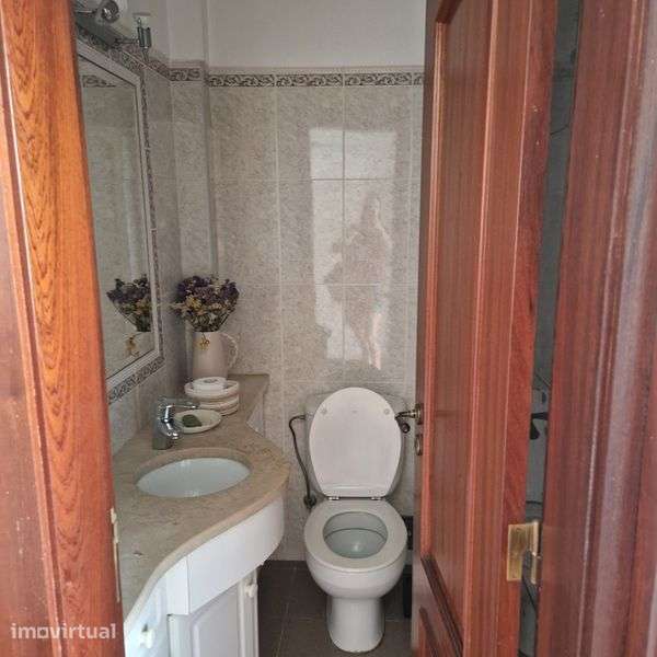 Aluga-se Casa em Caselas / Restelo - Grande imagem: 4/12