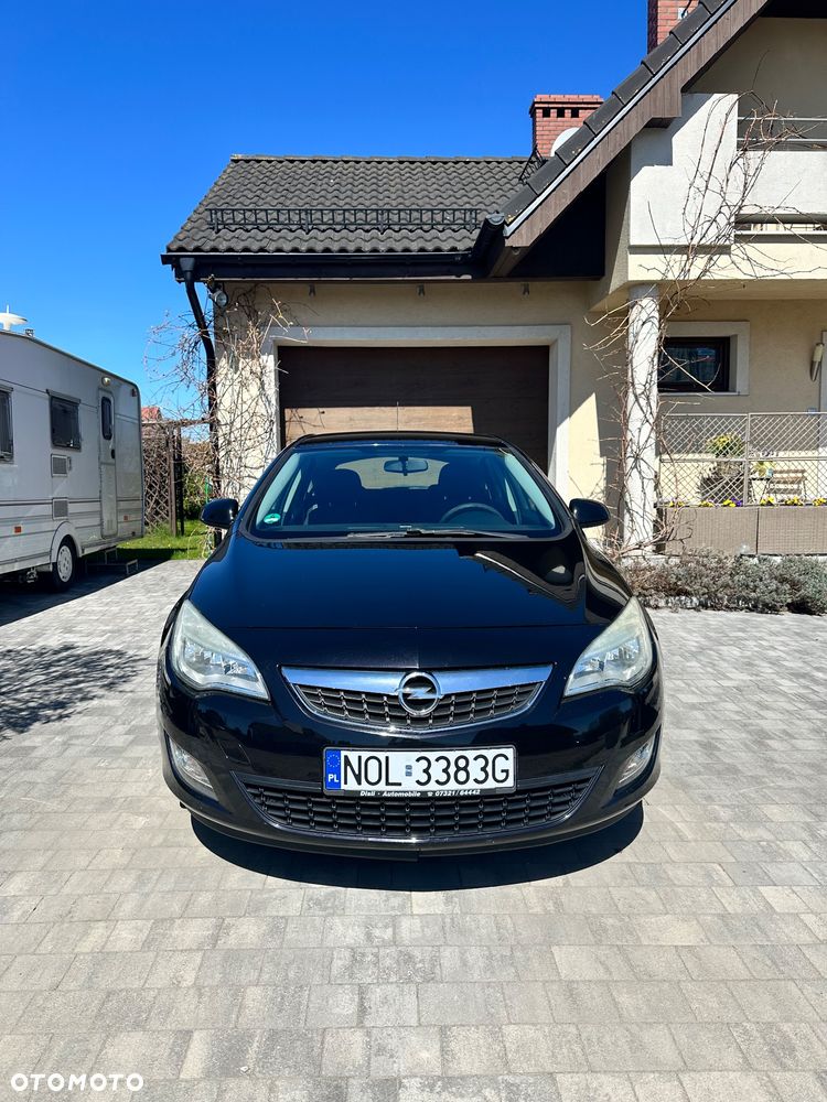 Opel Astra 1.4 Turbo Design Edition - 3