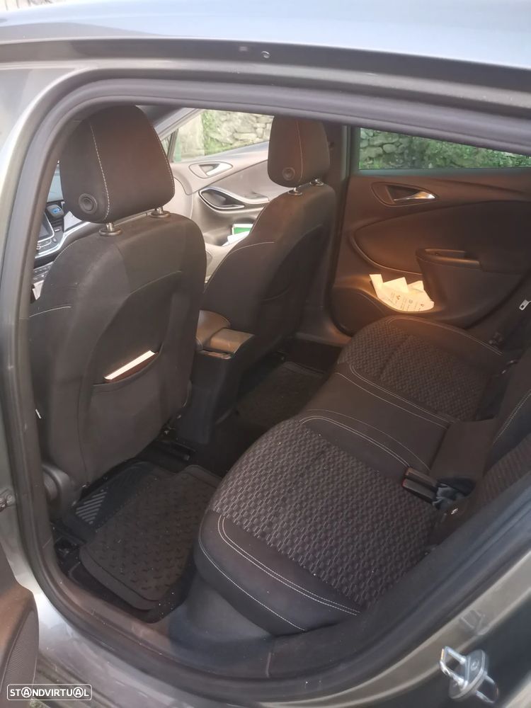 Opel Astra 1.6 CDTI Dynamic S/S - 7