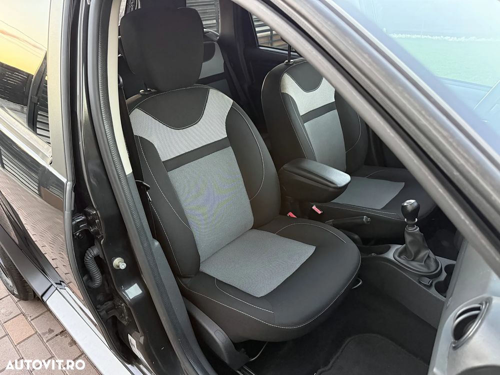 Dacia Duster 1.5 dCi 4x4 Prestige - 9