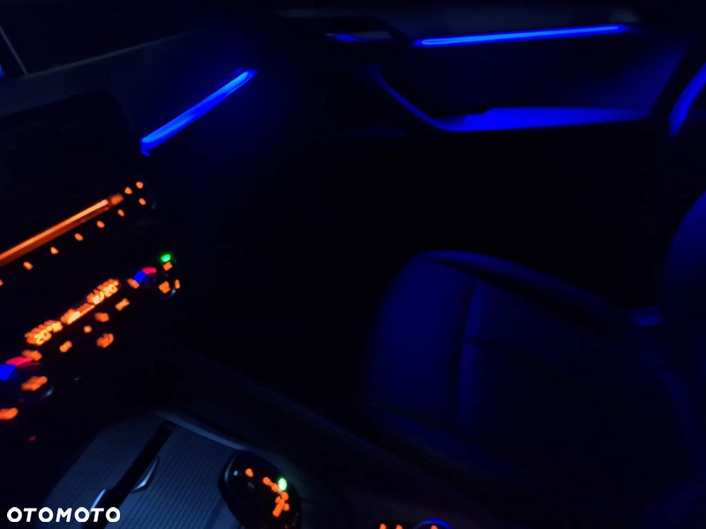 BMW X1 sDrive16d Advantage - 29