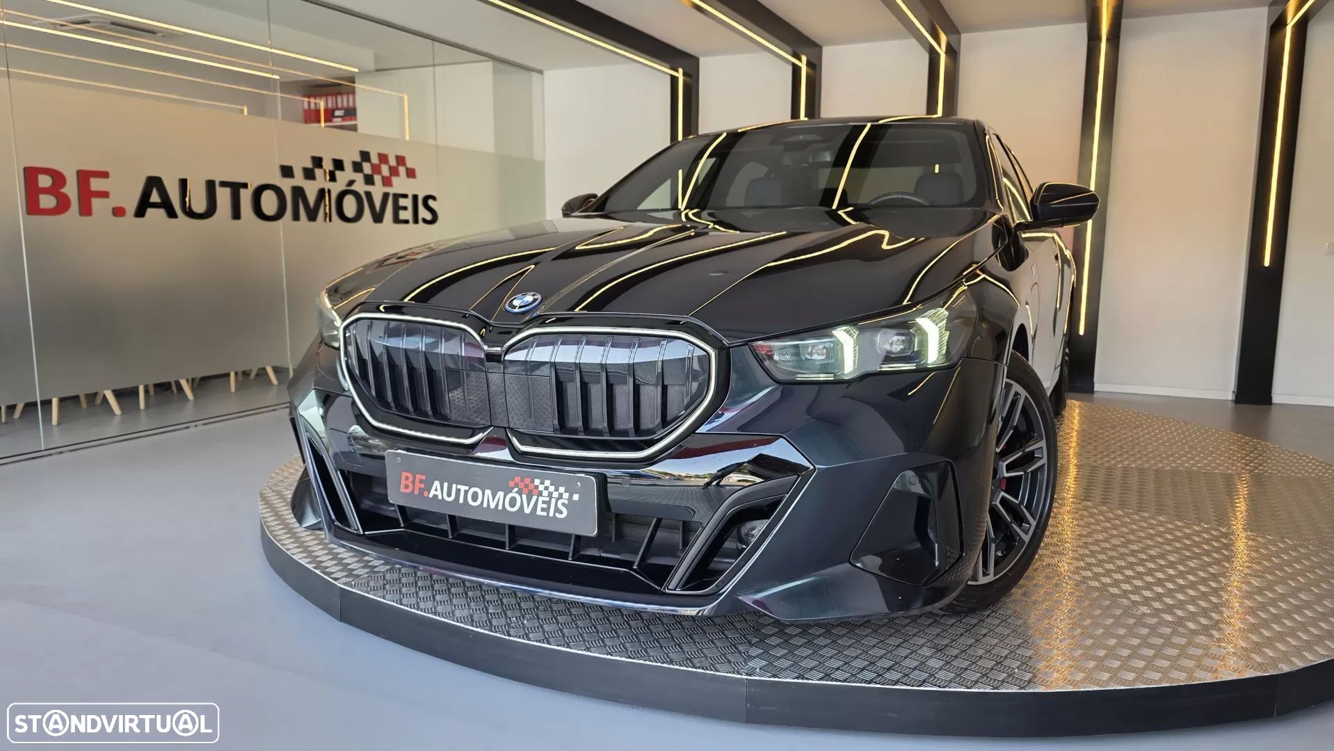 BMW 530 e Pack Desportivo M Pro - 1
