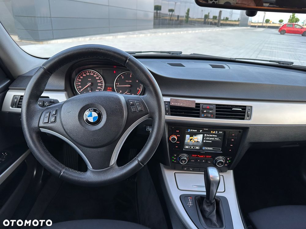 BMW Seria 3 - 19