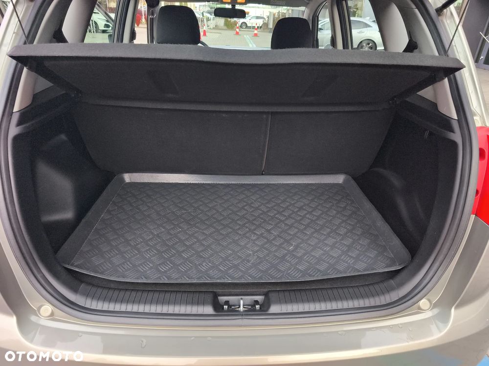 Kia Venga 1.6 M - 15