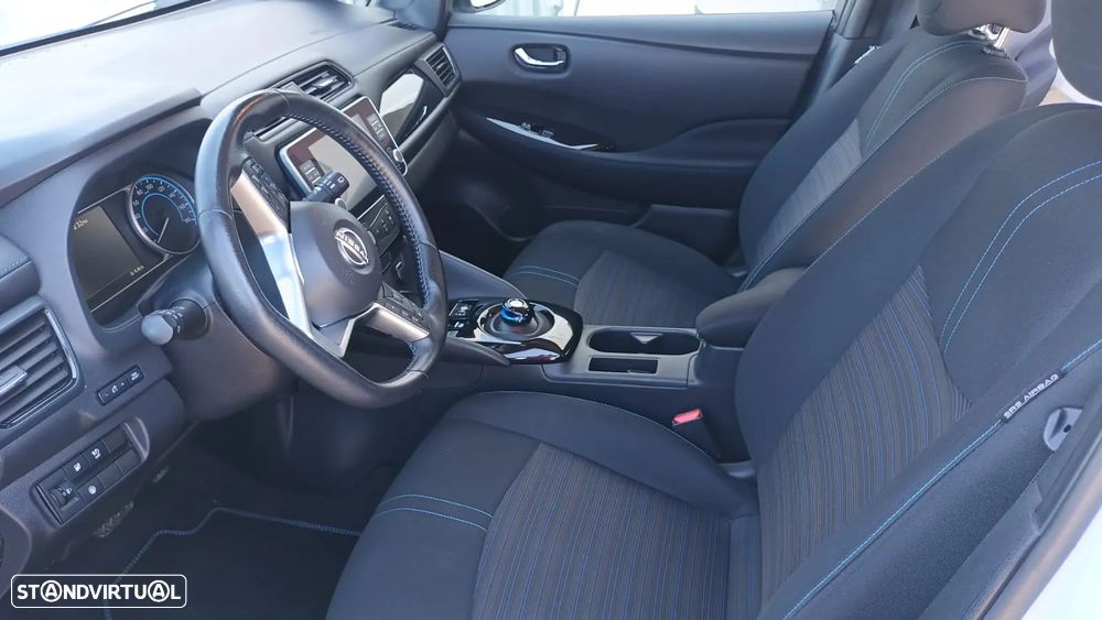 Nissan Leaf - 14