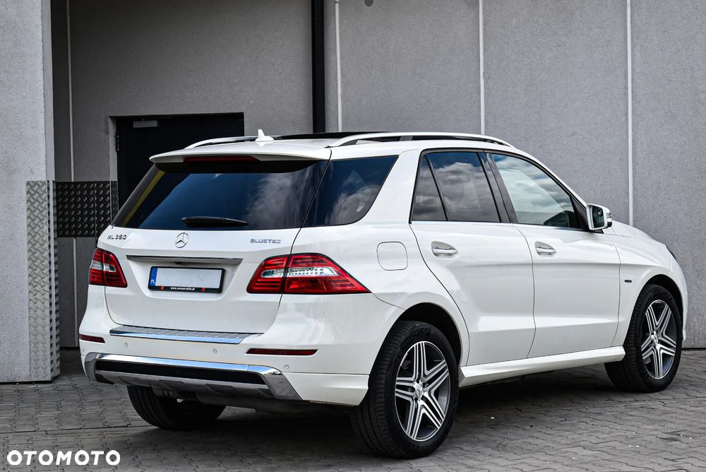Mercedes-Benz ML 350 BlueTEC 4-Matic - 22