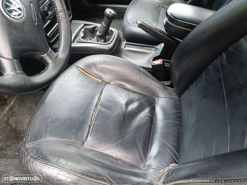 VW Passat Variant - 8