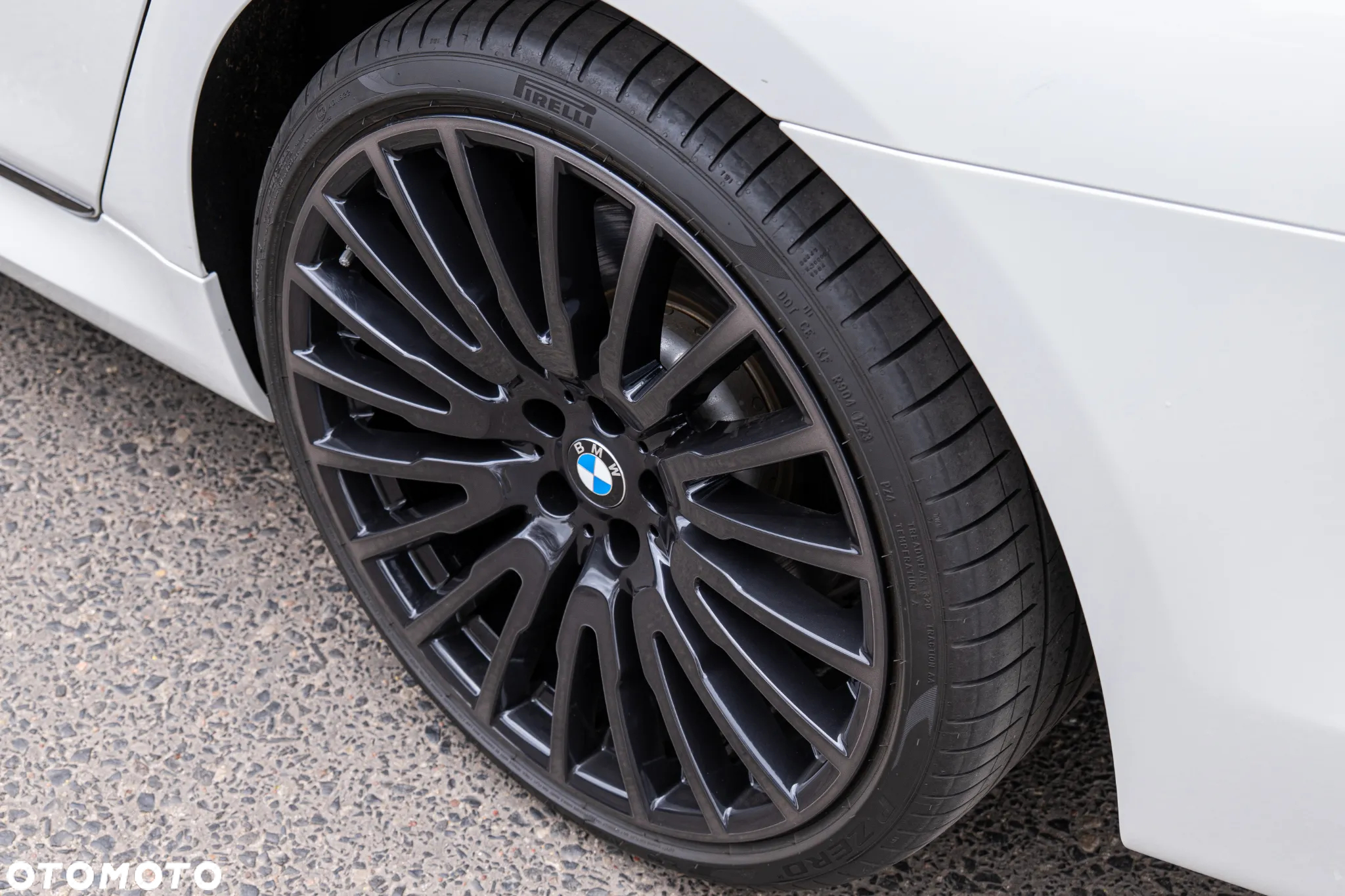 BMW Seria 7 740Li - 10