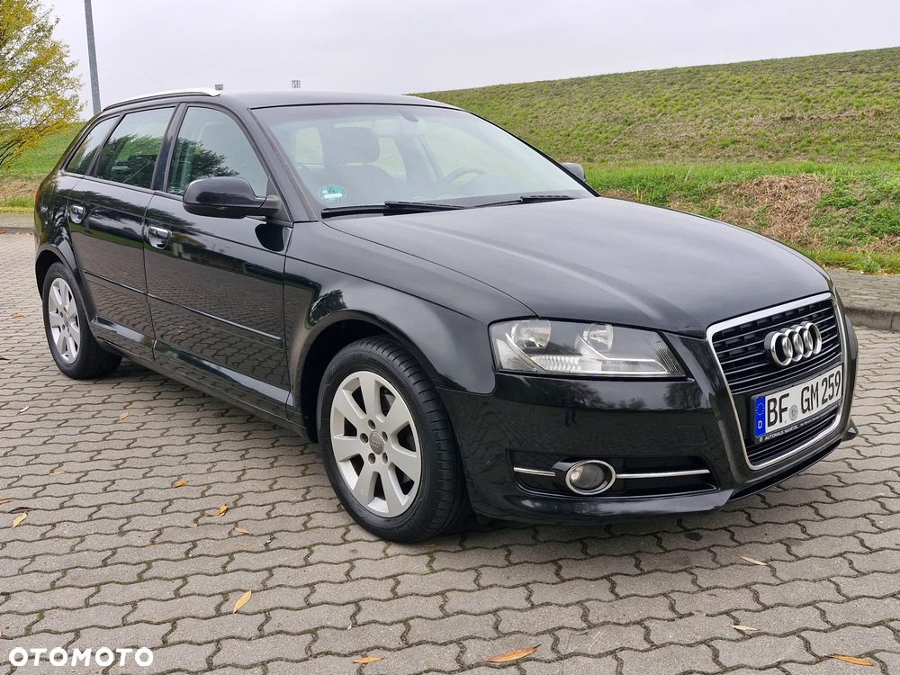 Audi A3 Sportback - 12