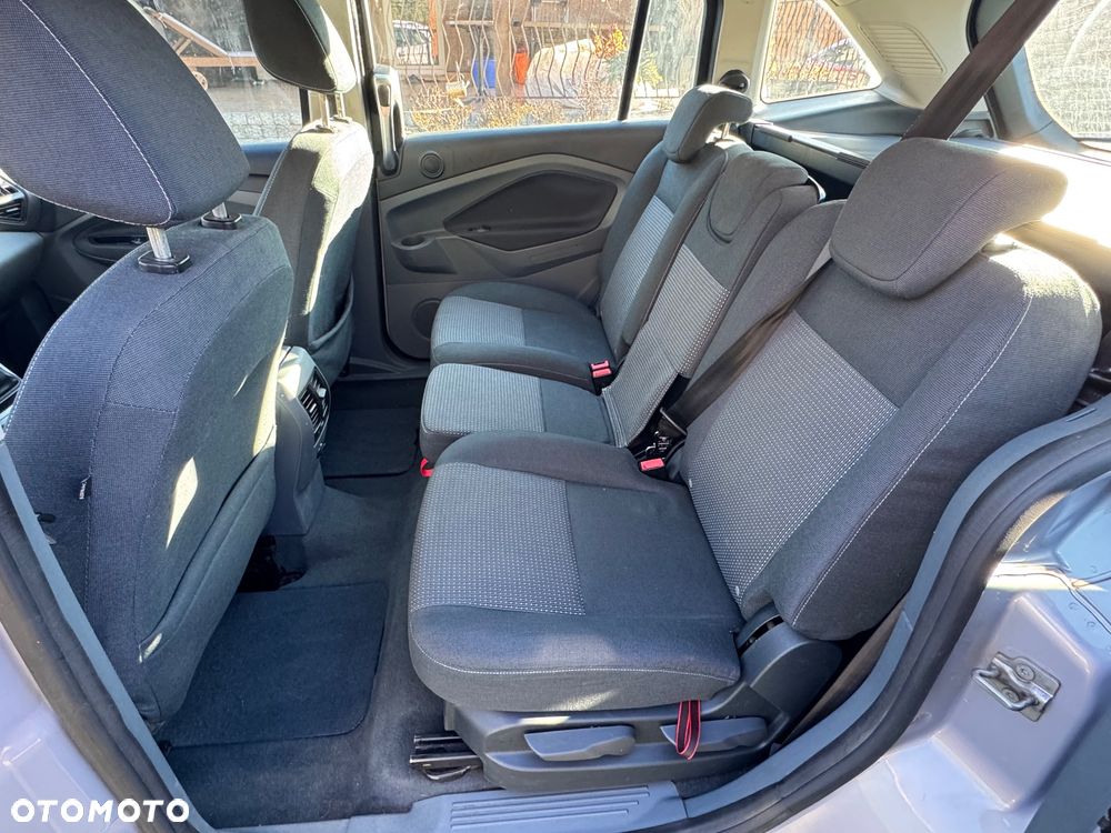 Ford Grand C-MAX - 7