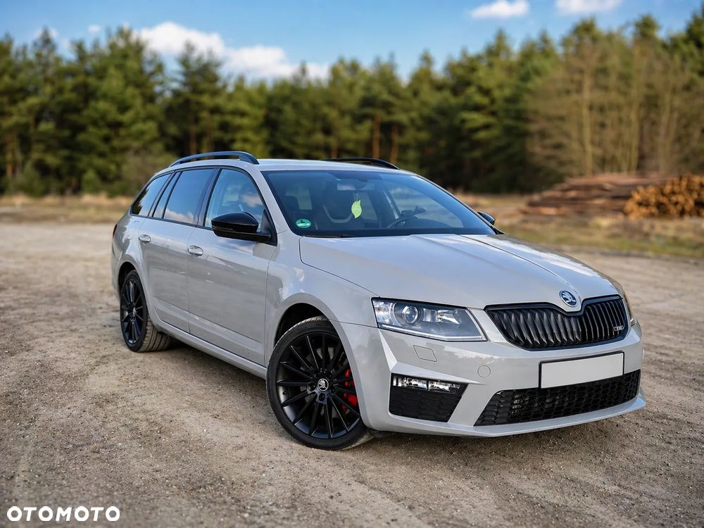 Skoda Octavia 2.0 TDI DSG RS - 3
