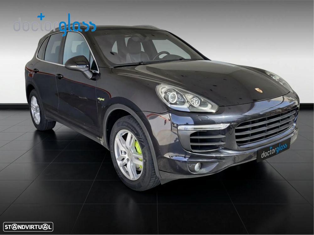 Porsche Cayenne S - 2