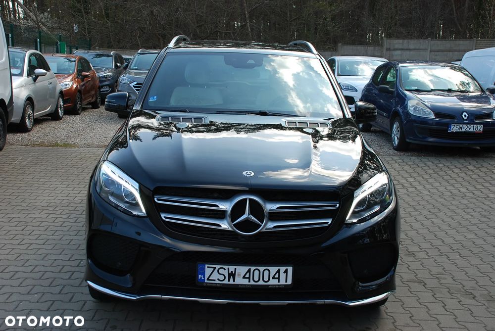 Mercedes-Benz GLE 250 d 4-Matic - 3