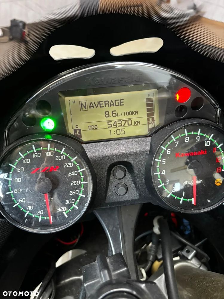 Kawasaki ZZR - 7