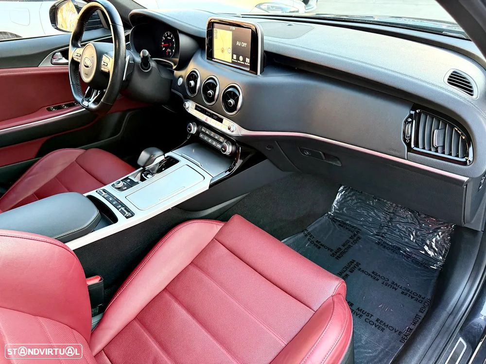 Kia Stinger 3.3 T-GDI GT - 27