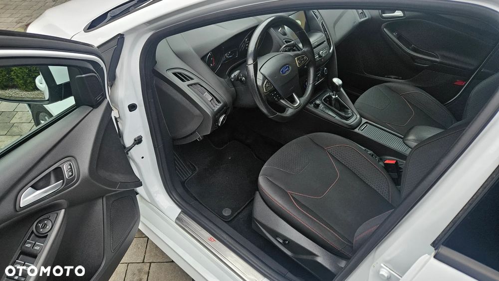 Ford Focus 1.0 EcoBoost ST-Line ASS - 7