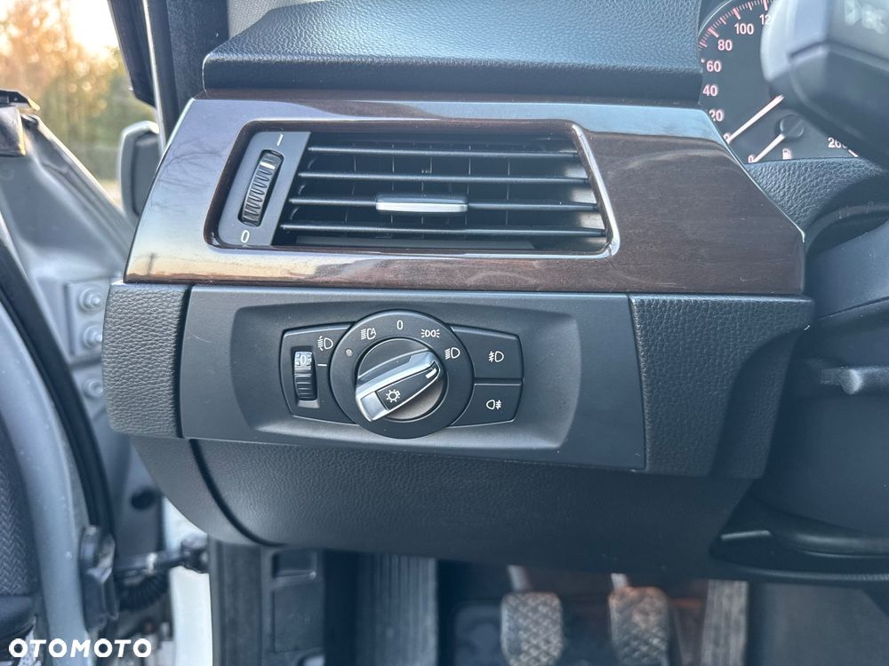 BMW Seria 3 - 17