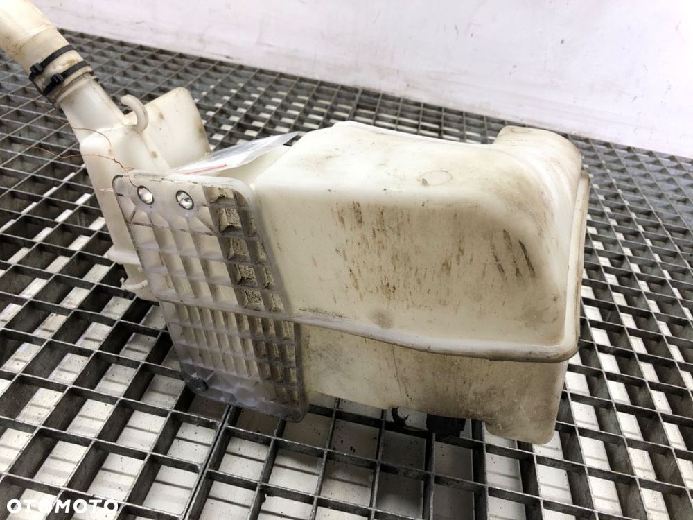 ZBIORNIK SPRYSKIWACZY  VW PASSAT B7 (A32, A33) 2011 - 2022 1.8 TSI 125 kW [170 KM] benzyna 2013 - - 2