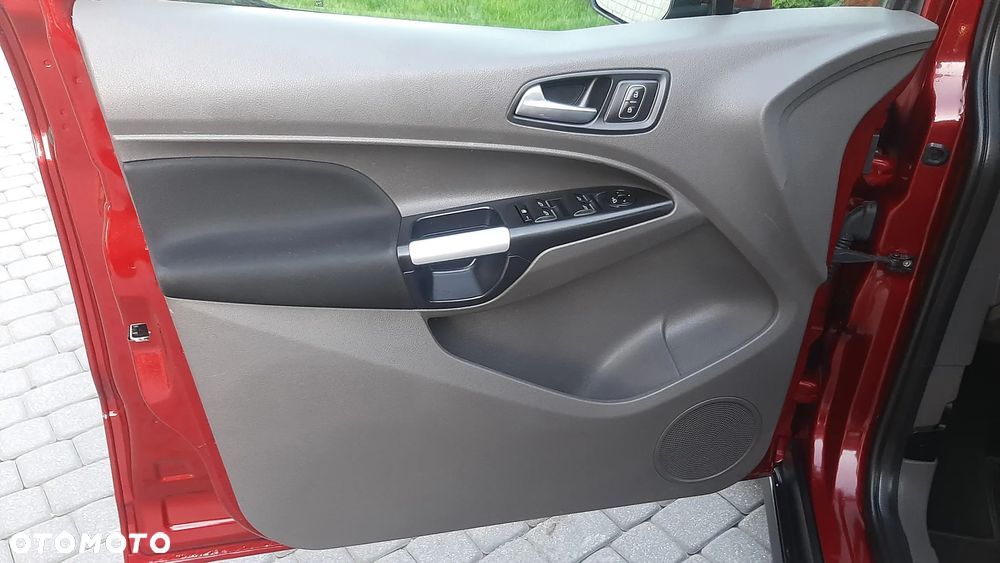 Ford Tourneo Connect 1.5TDCi Start-Stop Titanium - 37