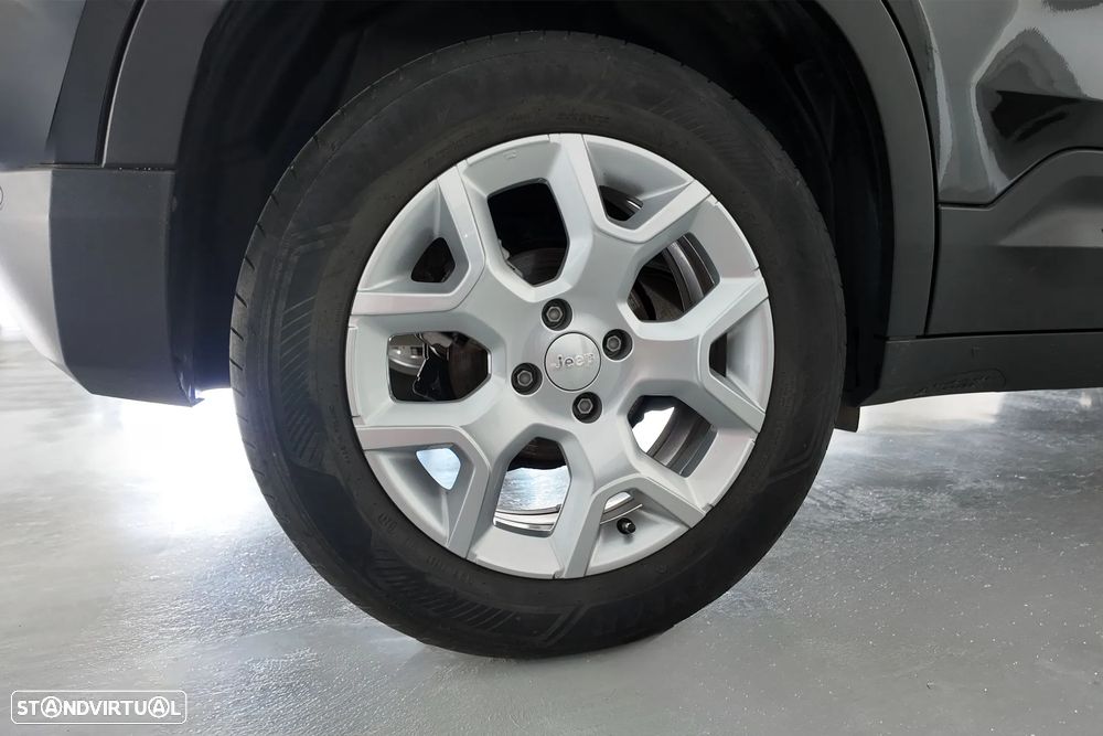 Jeep Avenger 1.2 GSE T3 Altitude - 4