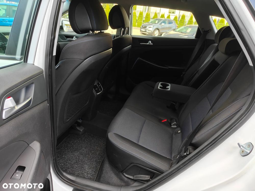 Hyundai Tucson blue 1.7 CRDi 2WD DCT Premium - 8