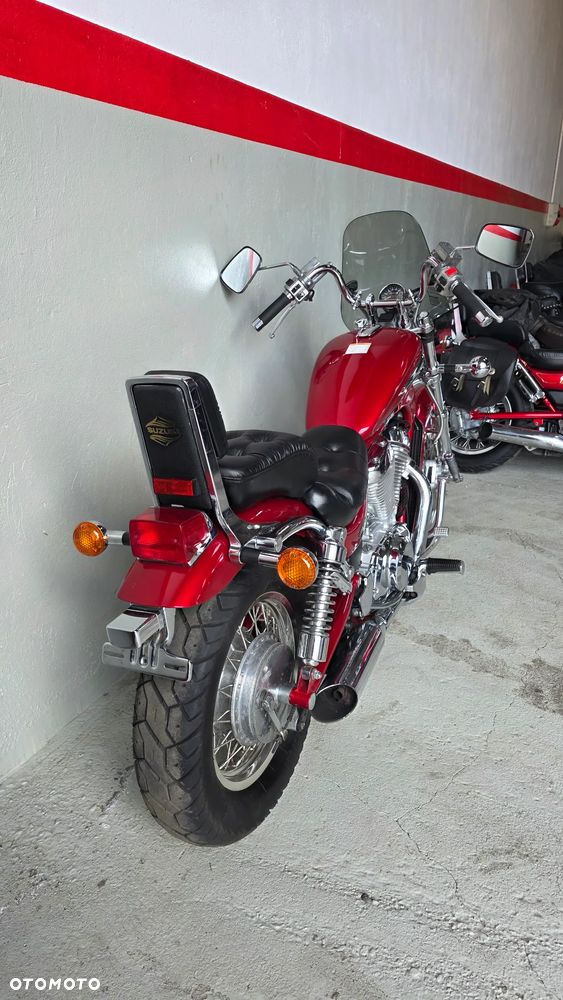 Suzuki Intruder - 15