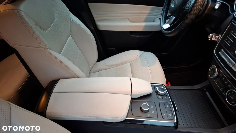 Mercedes-Benz GLE 350 d 4-Matic - 21
