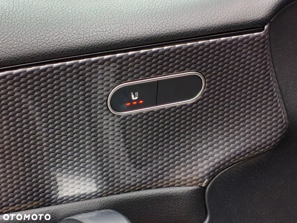 Mercedes-Benz Klasa A 200 d 8G-DCT Edition 1 - 16