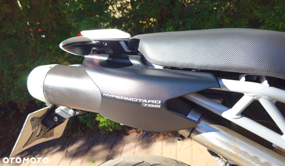 Ducati Hypermotard - 8