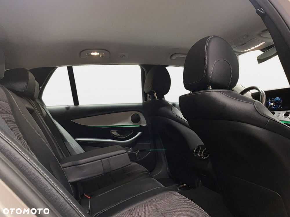 Mercedes-Benz Klasa E - 14