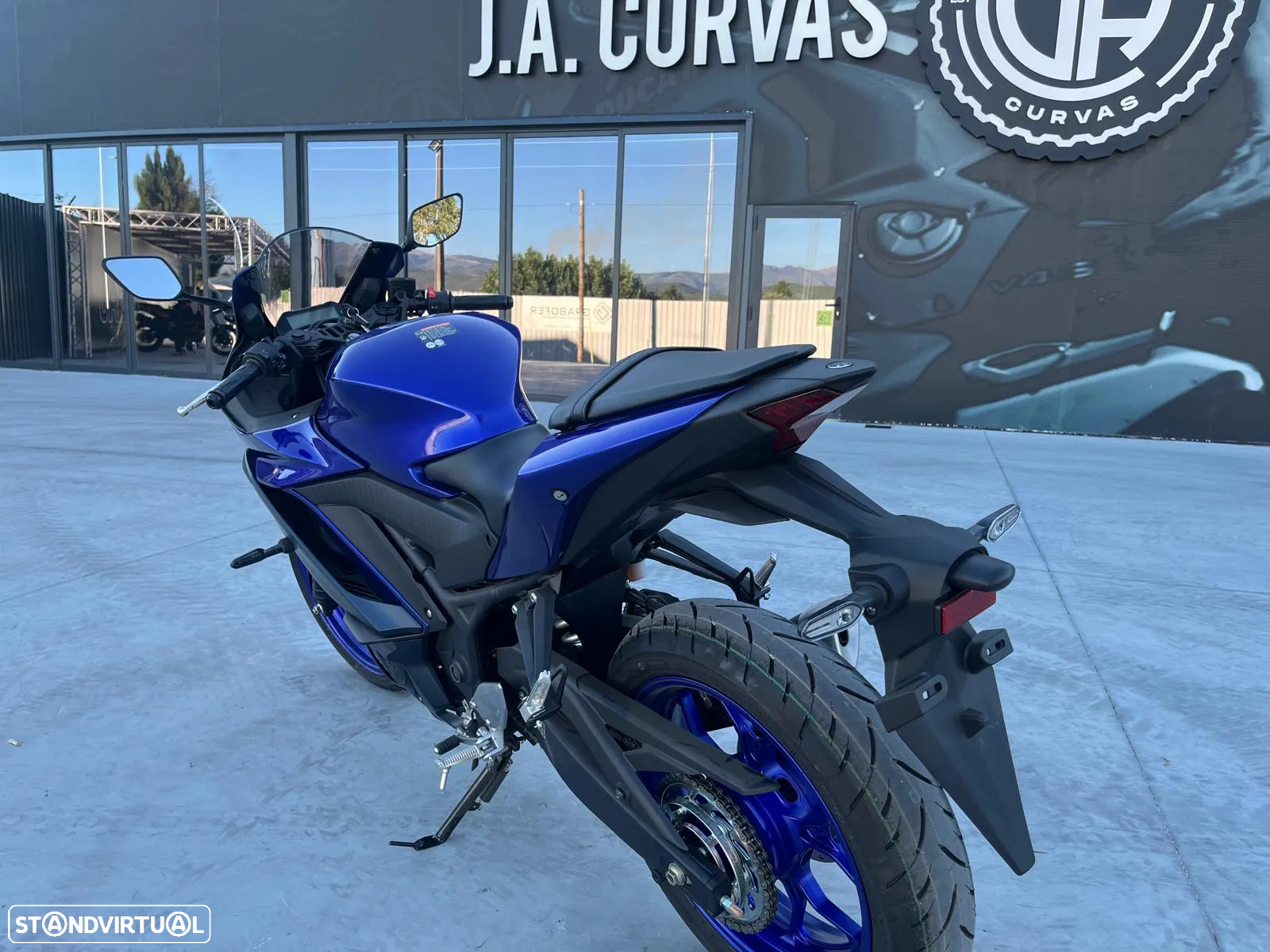 Yamaha R 3 ICON BLUE - 7