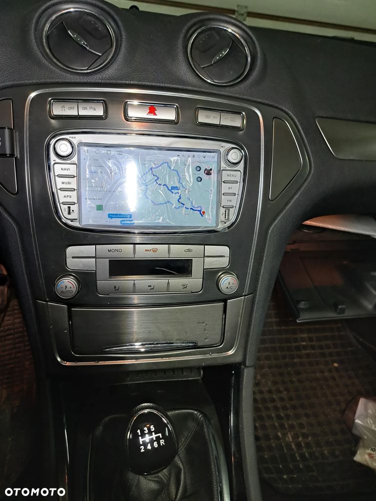 Ford Mondeo - 17