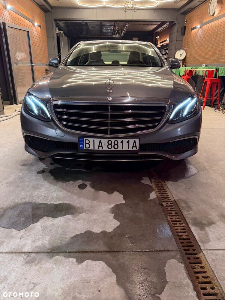 Mercedes-Benz Klasa E - 9