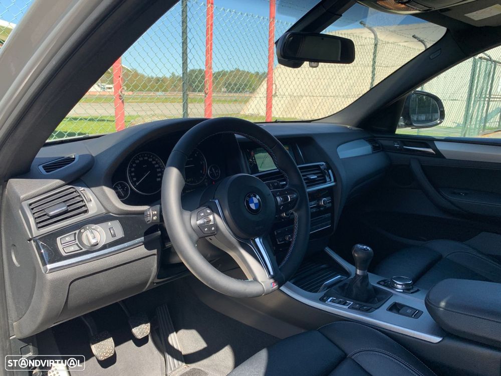 BMW X4 20 d xDrive Pack M - 9