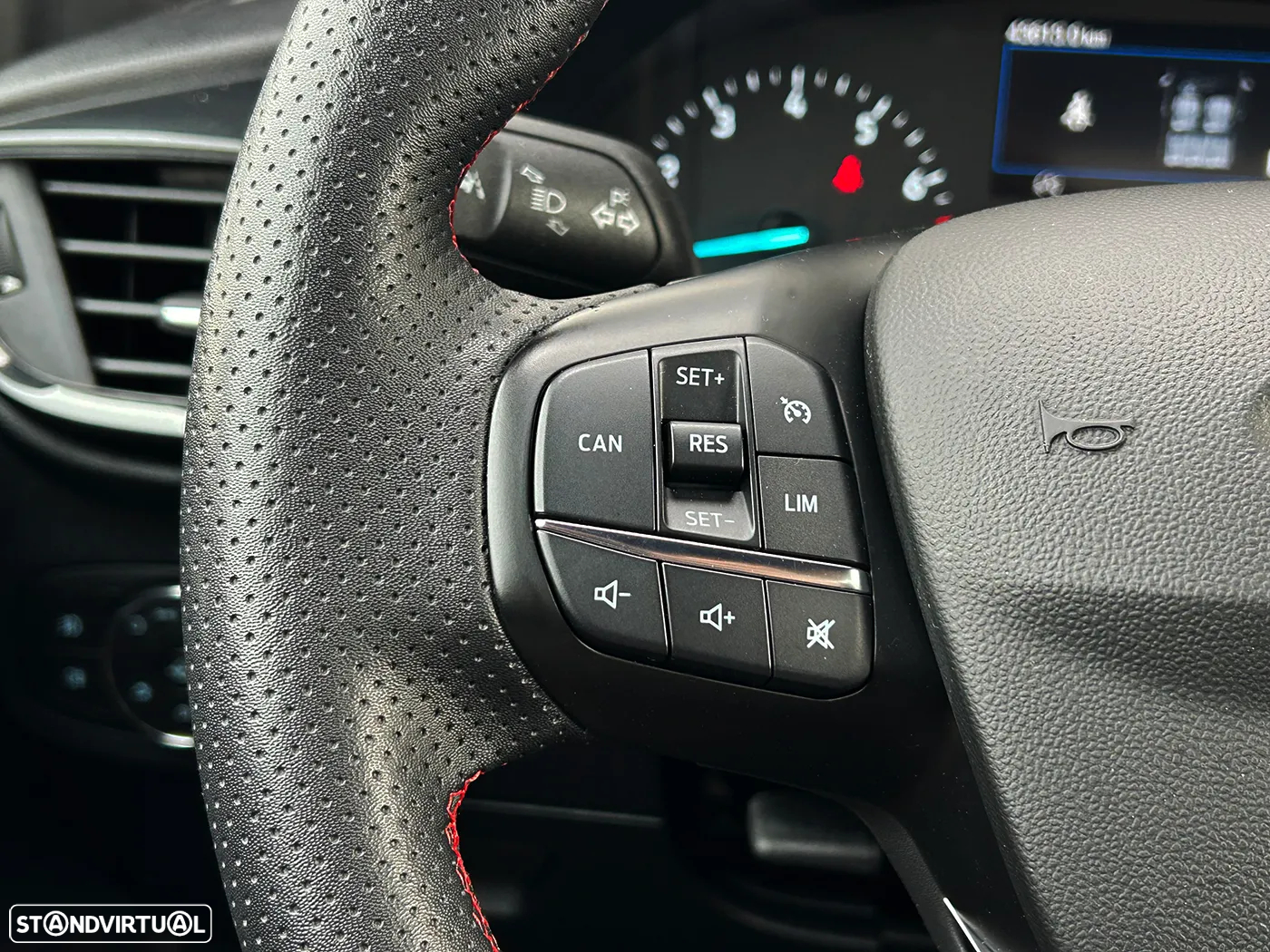 Ford Fiesta 1.0 EcoBoost ST-Line X - 30