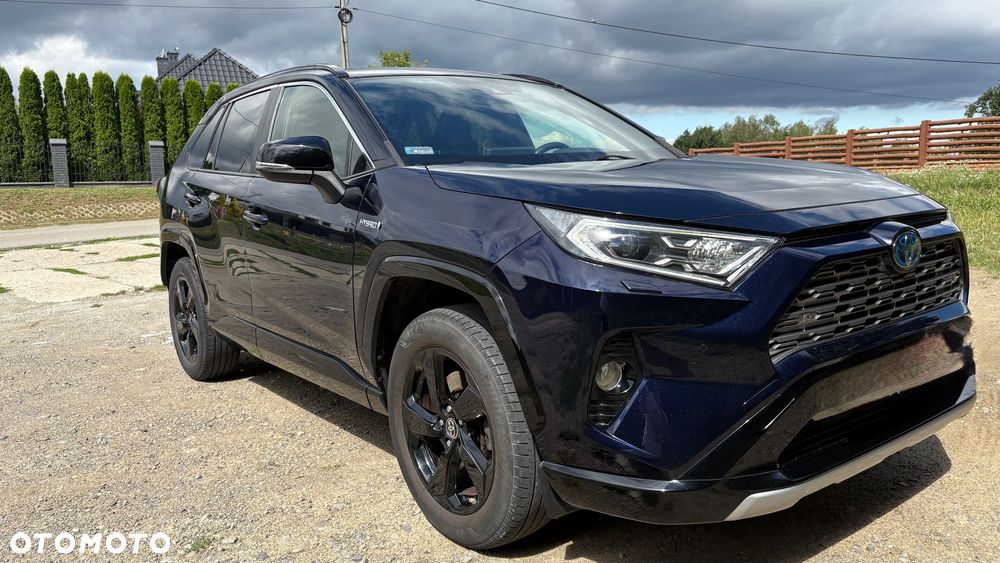 Toyota RAV4 - 11