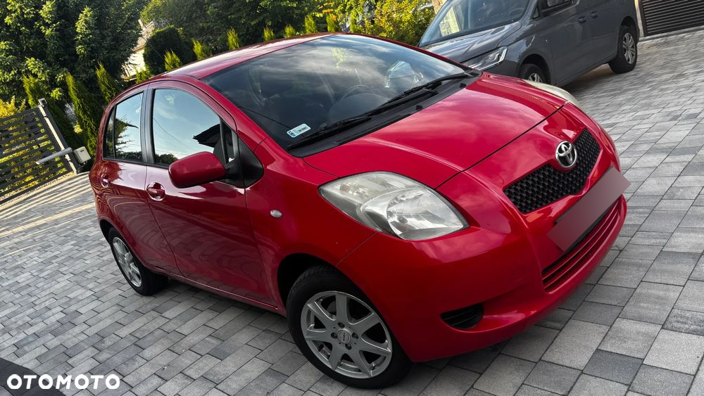 Toyota Yaris - 2